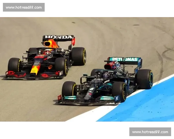 极速争锋：F1车手巅峰对决与赛道荣耀全记录